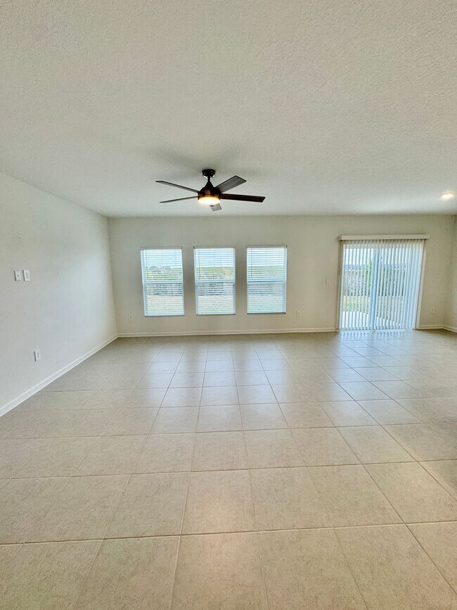 Building Photo - BRAND NEW HOME IN HIDDEN RIDEGE FOR RENT