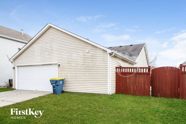 Building Photo - 12168 Lindley Dr