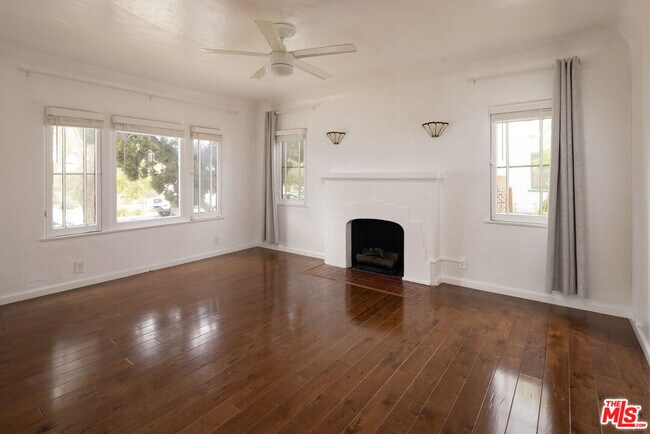 Building Photo - 1710 Glyndon Ave