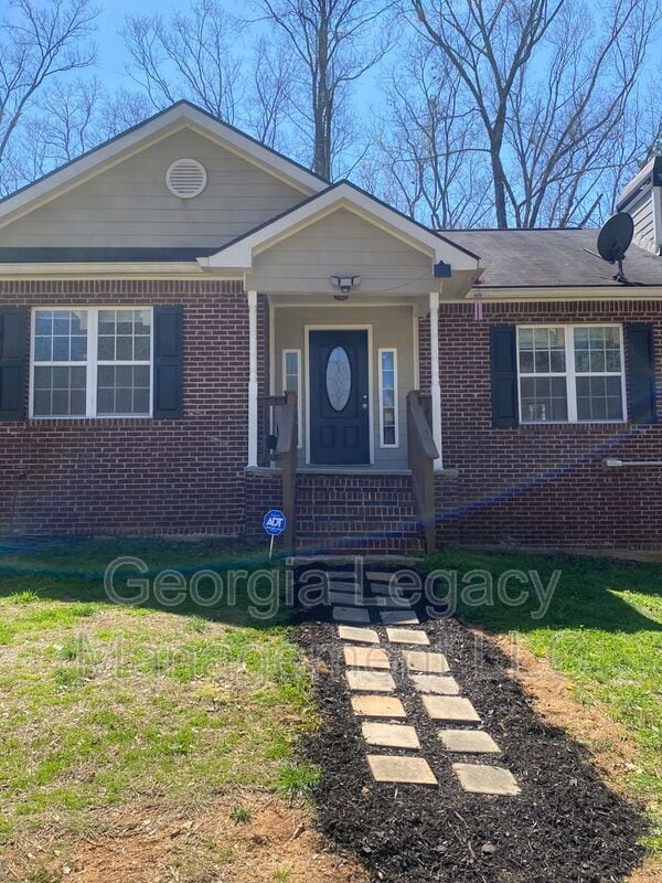Primary Photo - 226 Lynn Rd