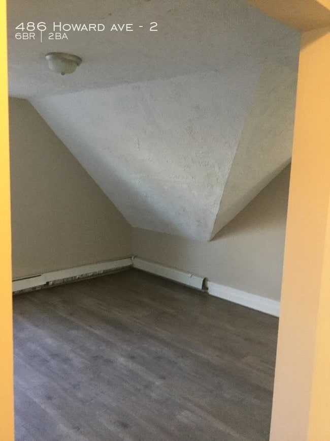 Building Photo - 6 bedroom in New Haven CT 06511