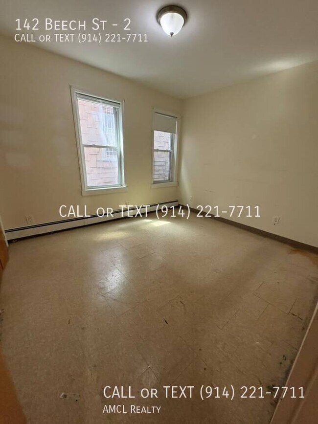 Building Photo - 142 Beech St