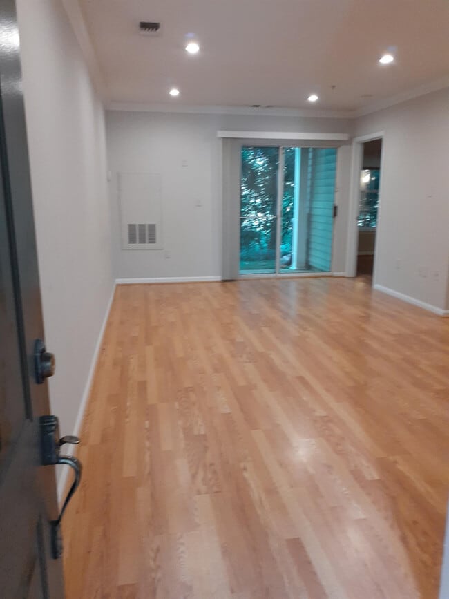 Building Photo - 12816 Fair Briar Ln