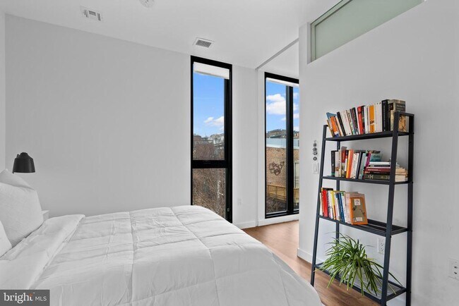 Building Photo - 57 N St NW