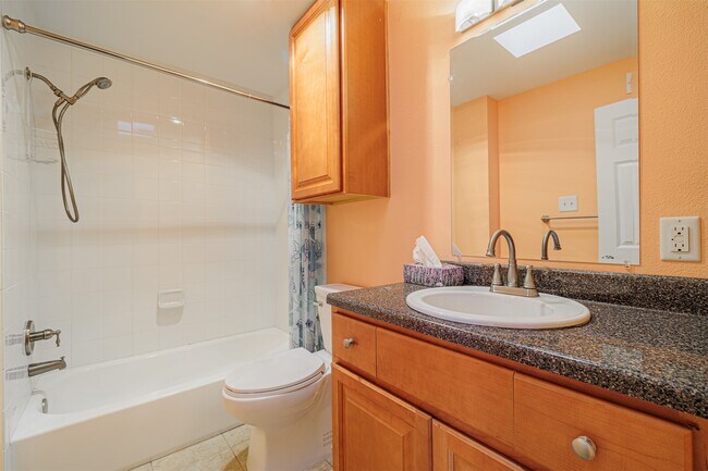 Building Photo - 2621 Marilee Ln