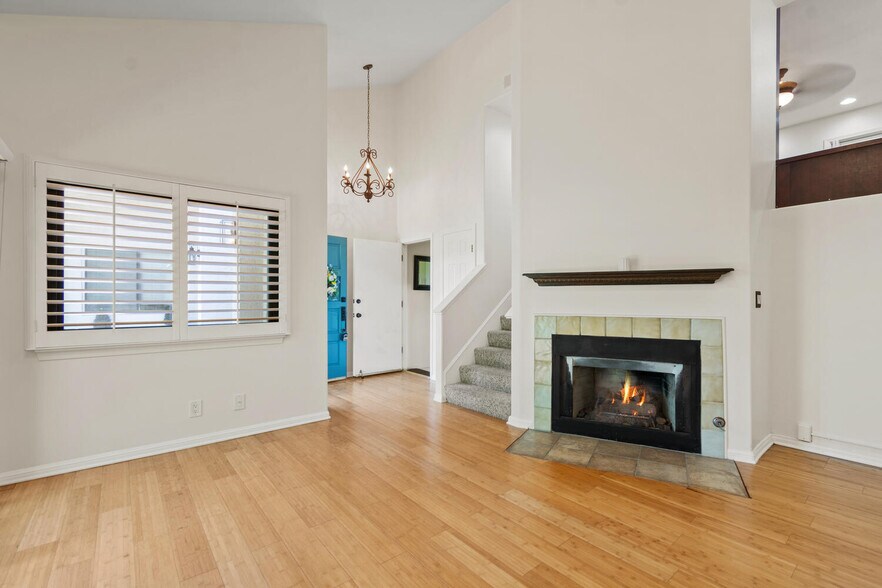 Building Photo - 15 Coronado Ct