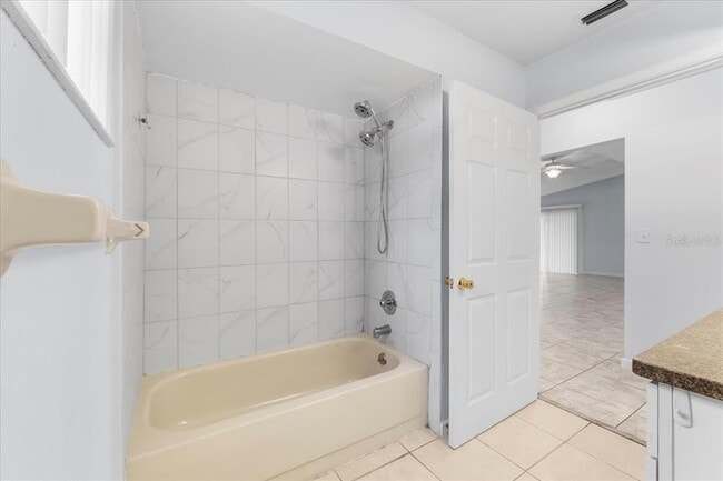 Building Photo - 508 Glade Ct