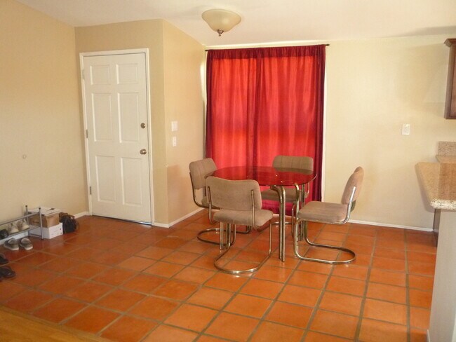 Building Photo - Upgraded Single-Story Home with Private In...