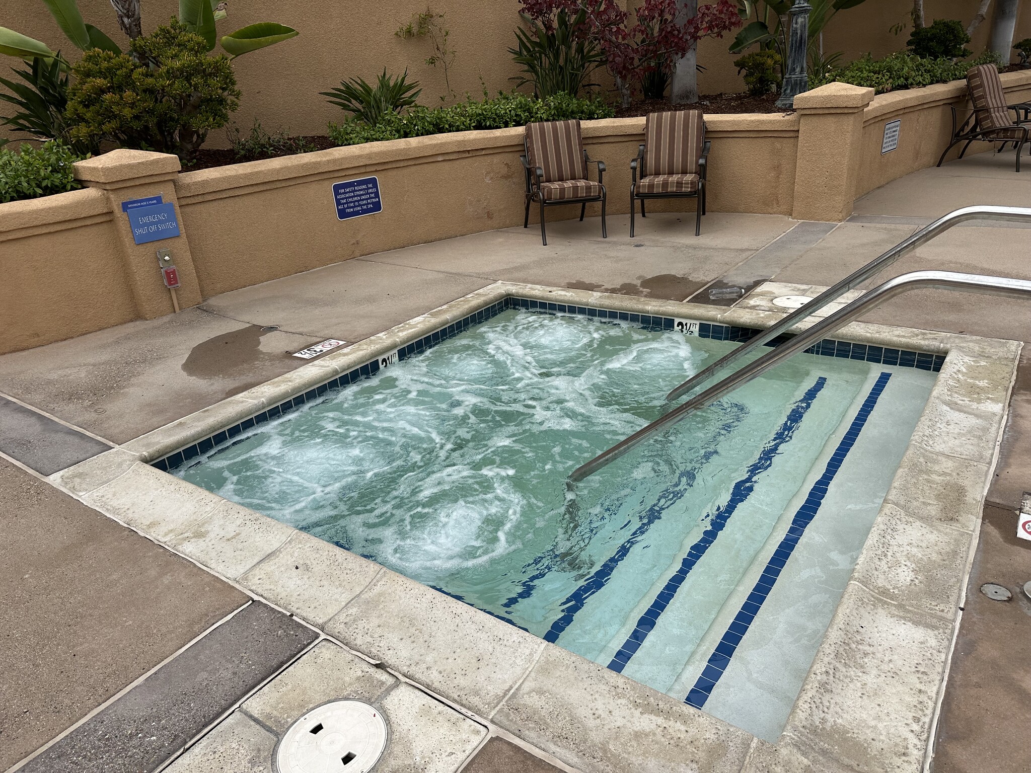Jacuzzi - 12370 Carmel Country Rd