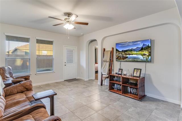 Building Photo - 9128 Stormcrow Dr