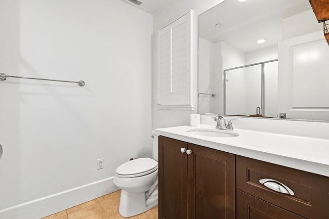 Building Photo - 39527 Stevenson Pl