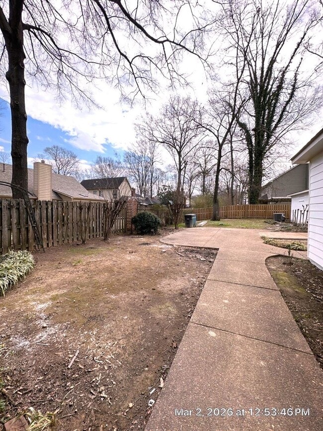 Building Photo - Germantown/ Gorgeous 5 Bedroom Home Newly Renovated