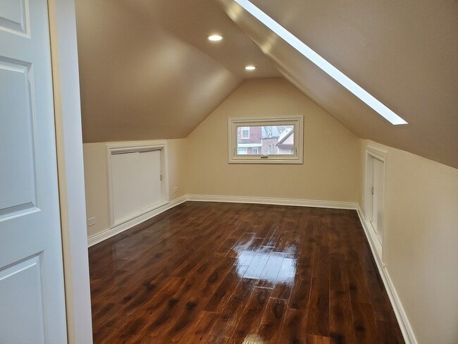 Building Photo - 4130 N Monticello Ave