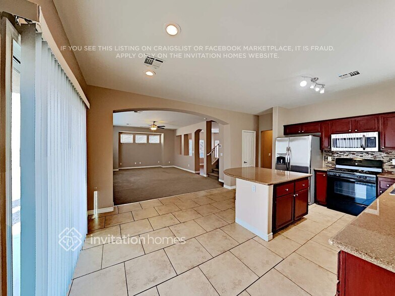 Building Photo - 1204 Bistro Bay Ave