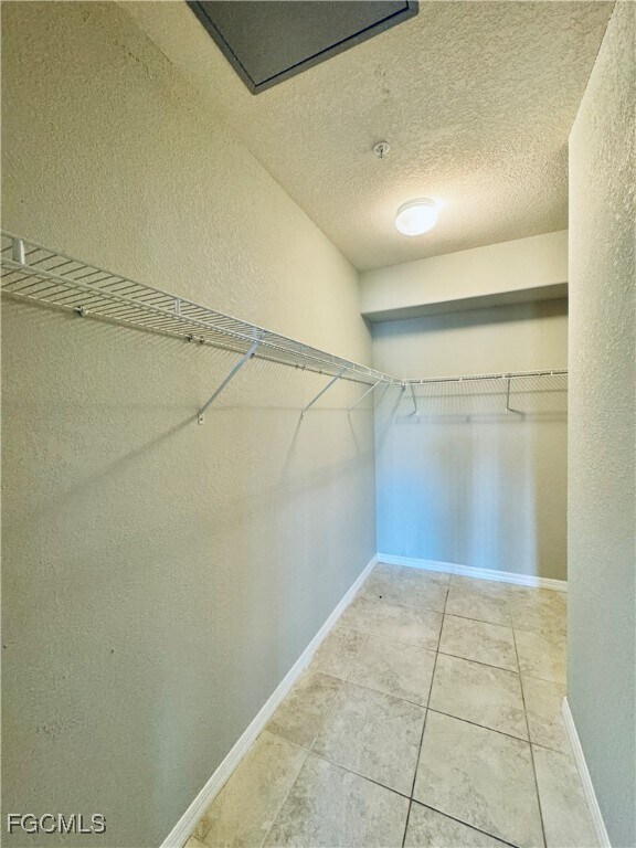 Building Photo - 13180 Bella Casa Cir