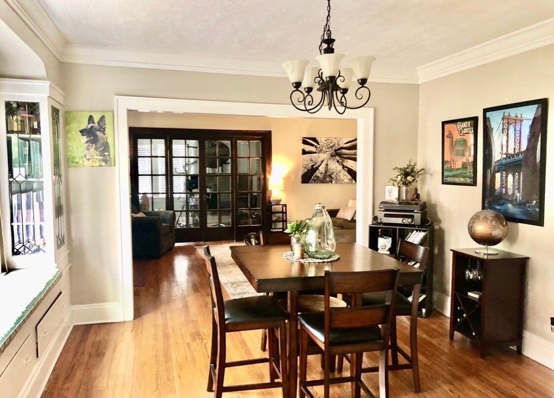 Building Photo - 1124 Summit Ave