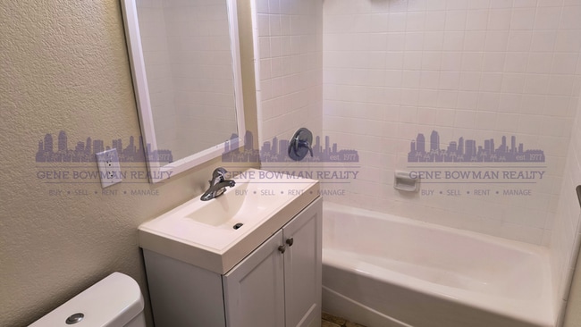 Building Photo - 777 Cypress Ave