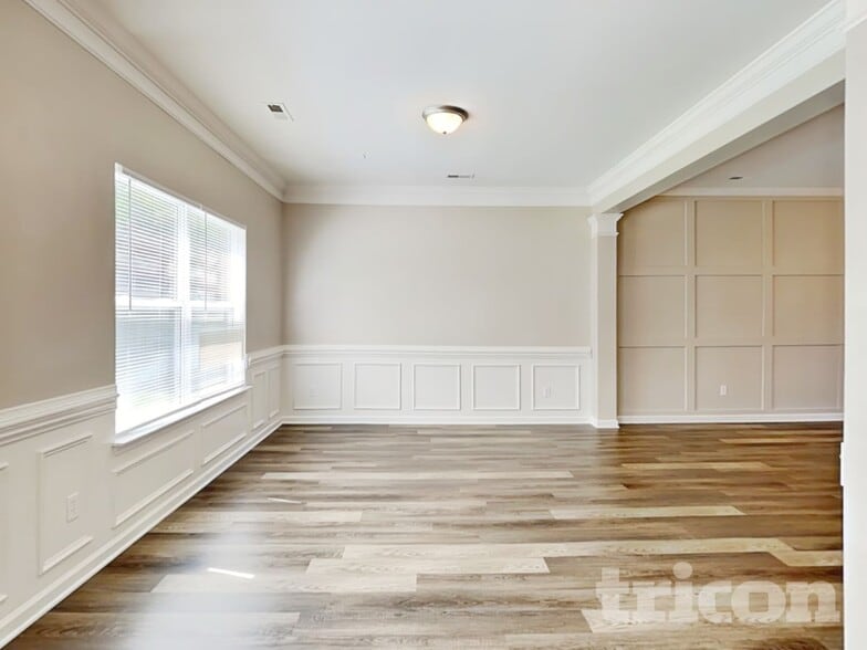 Building Photo - 1200 Ballina Way