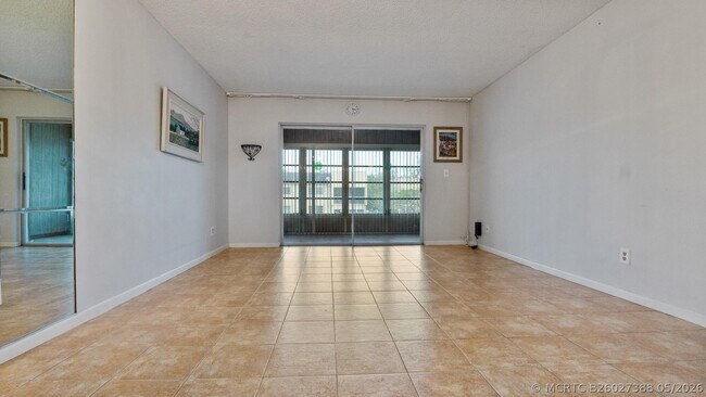 Building Photo - 5890 NW 64th Ave