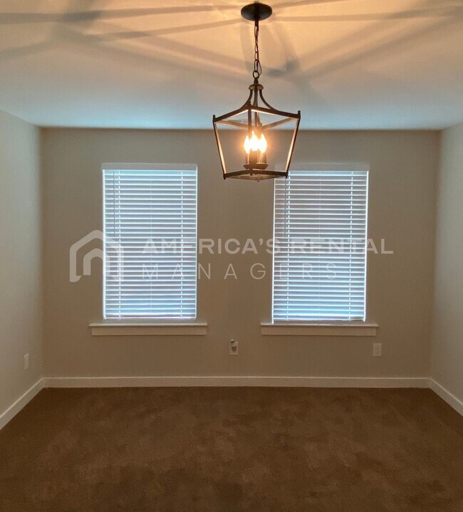 Building Photo - Home for Rent in Brookwood... COMING SOON!