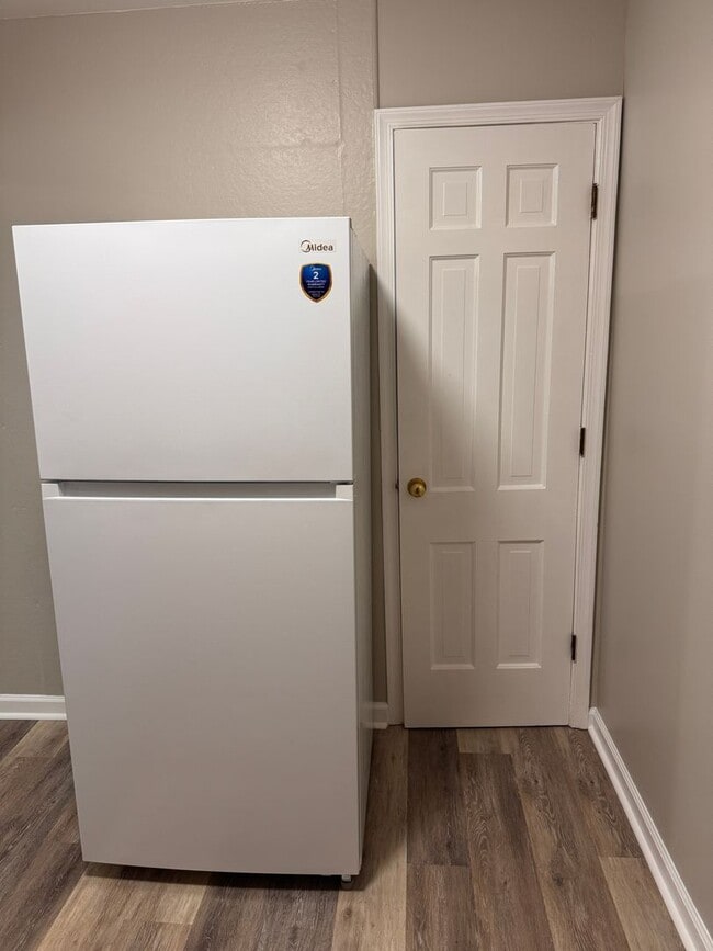 Building Photo - Santana - Princeton