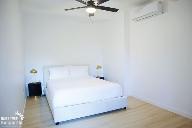 Building Photo - Remodeled 2Bdm 2Ba Unfurnished Downstairs ...