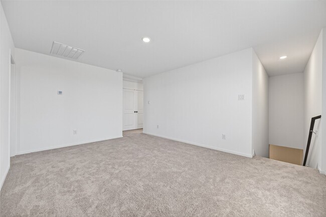 Building Photo - 26815 Rosy Shimmer Ln