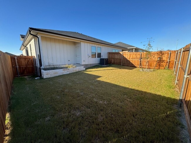 Building Photo - 5106 Rose Petal Ct