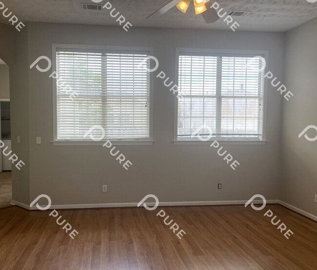 Building Photo - 8713 Ridgestone Ct