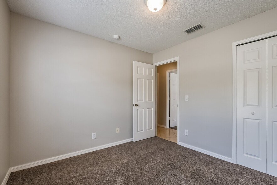 Building Photo - 2347 Topaz Trail