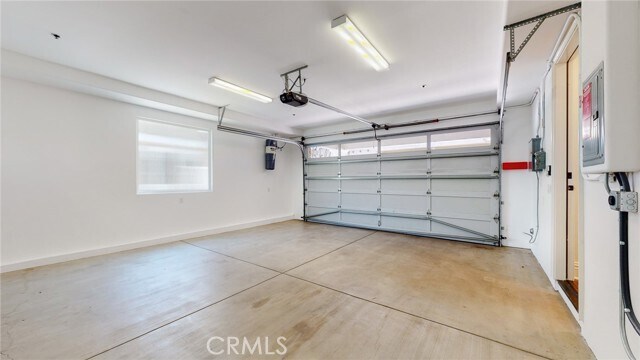 Building Photo - 1102 Slauson Ln