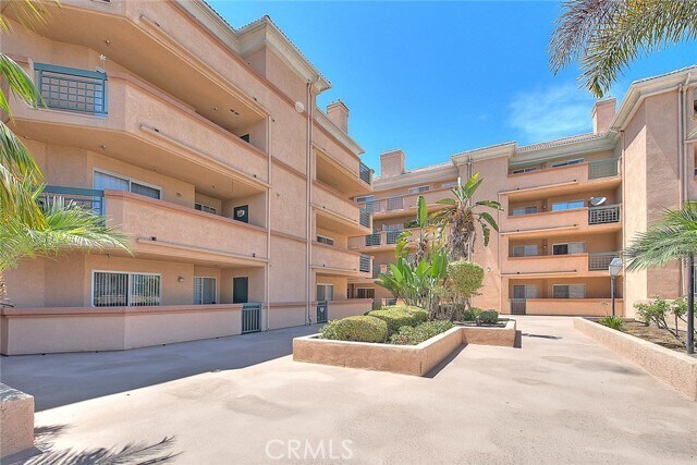 Building Photo - 11410 Brookshire Ave