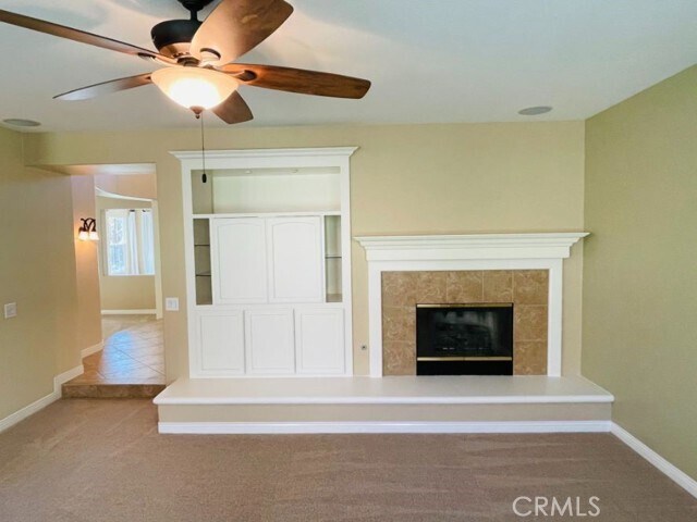 Building Photo - 1574 Glencrest Dr