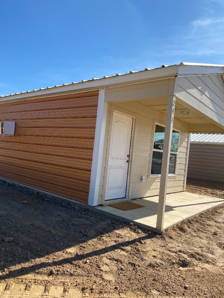 Building Photo - 241 Private Rd