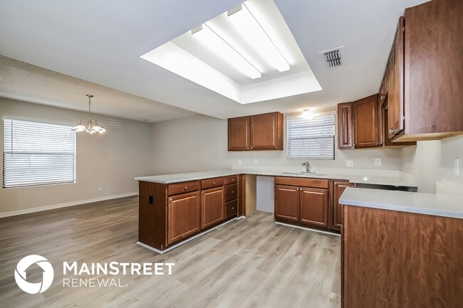 Building Photo - 403 Allspice Ct