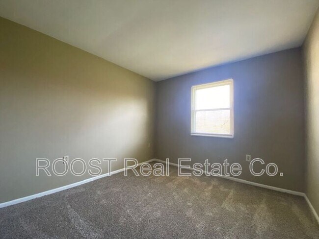 Building Photo - 76 Prugh Ave