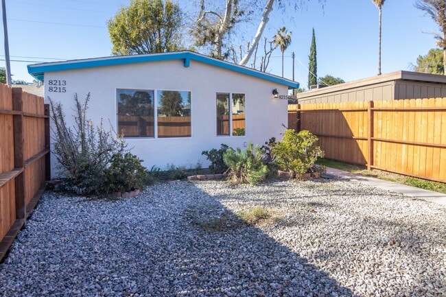 Building Photo - Charming One Bedroom ADU in Reseda