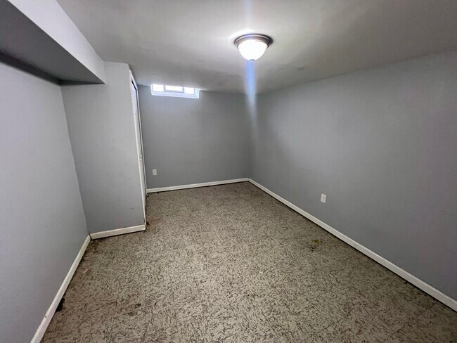 Building Photo - 2252 Winston Dr
