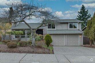 Building Photo - Nice and quiet neighborhood in Bellevue sc...