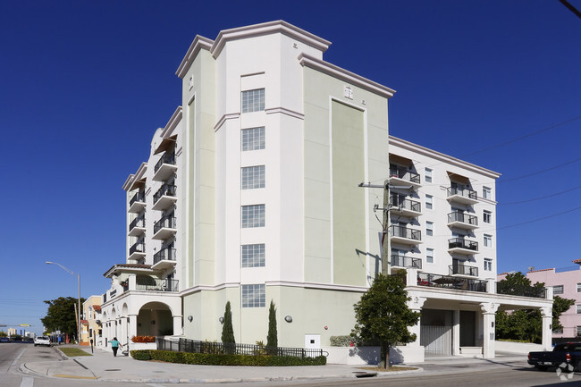 Building Photo - Monserrate Apartments