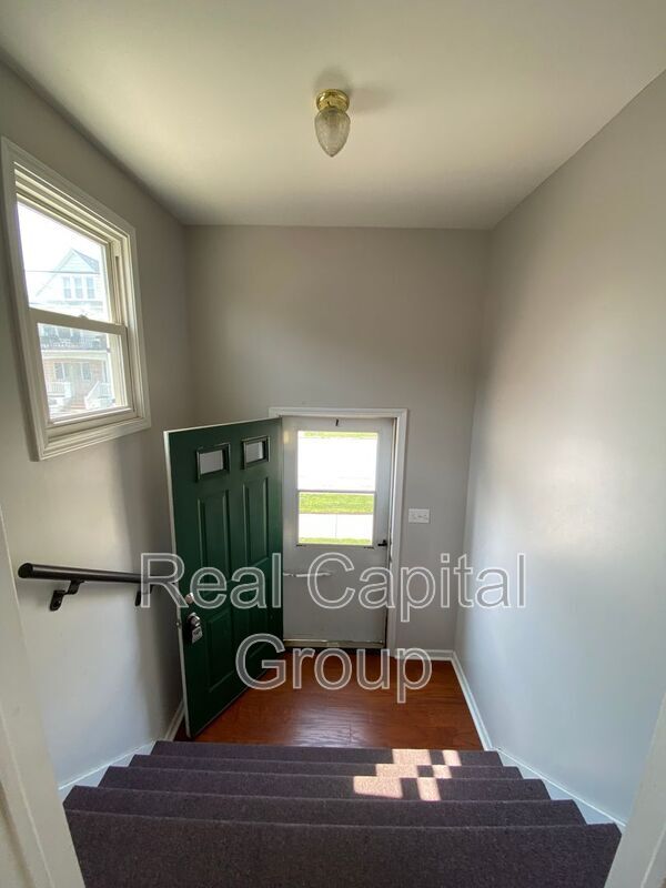 Building Photo - 41 Pleasant Pkwy