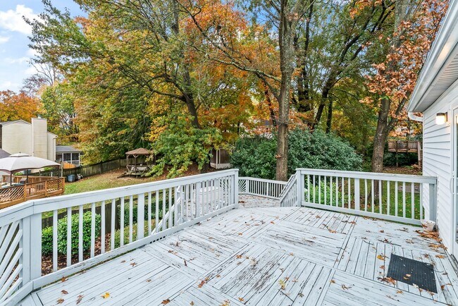 Building Photo - Move-In Ready Home in Prime Springfield Lo...