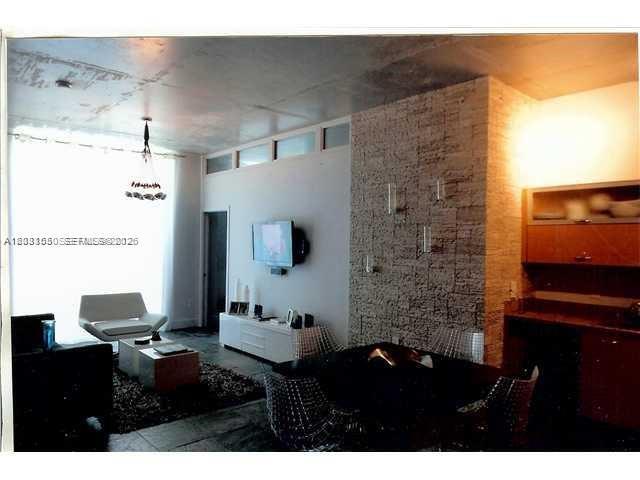 Building Photo - 2275 Biscayne Blvd