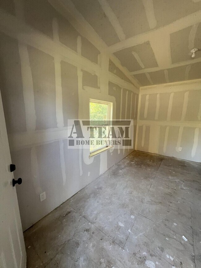 Building Photo - Remodeled 2 Bed 1 Bath in Mabank