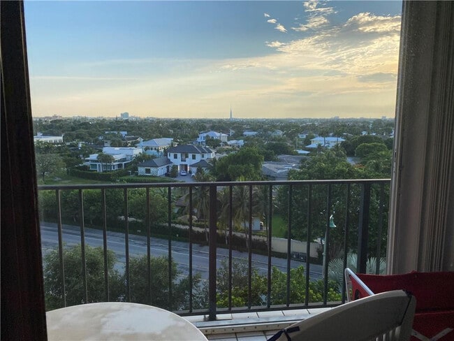 Building Photo - 5100 N Ocean Blvd