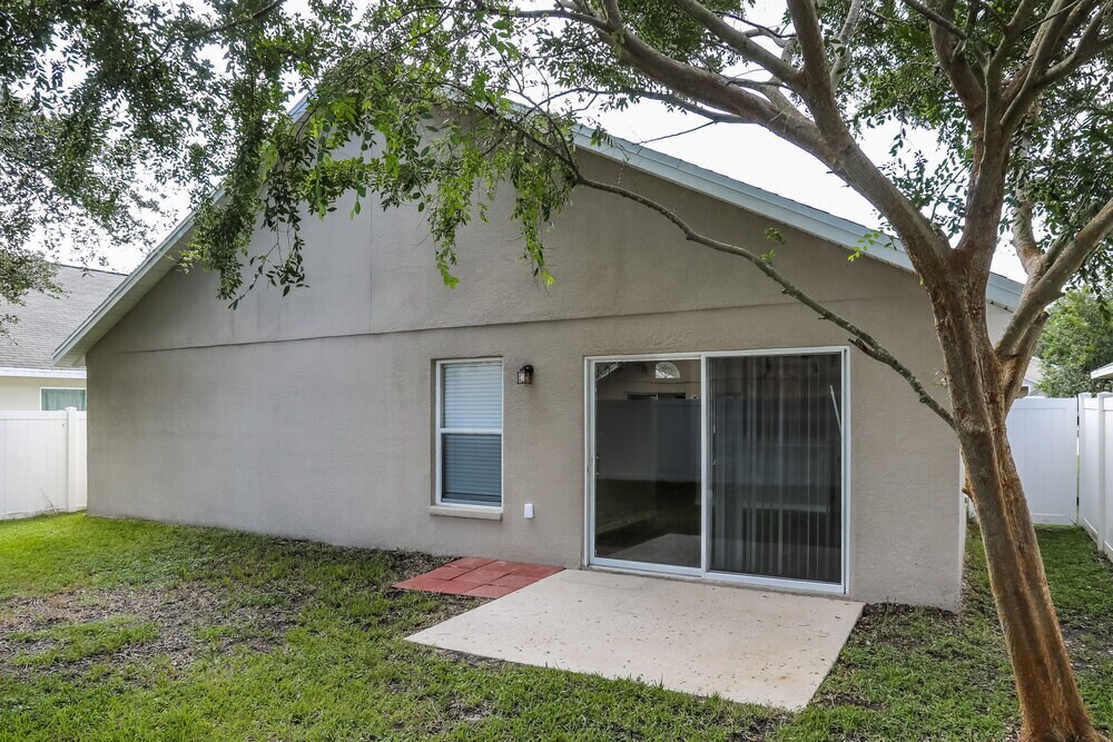 Building Photo - 2016 Briarcliff Cir