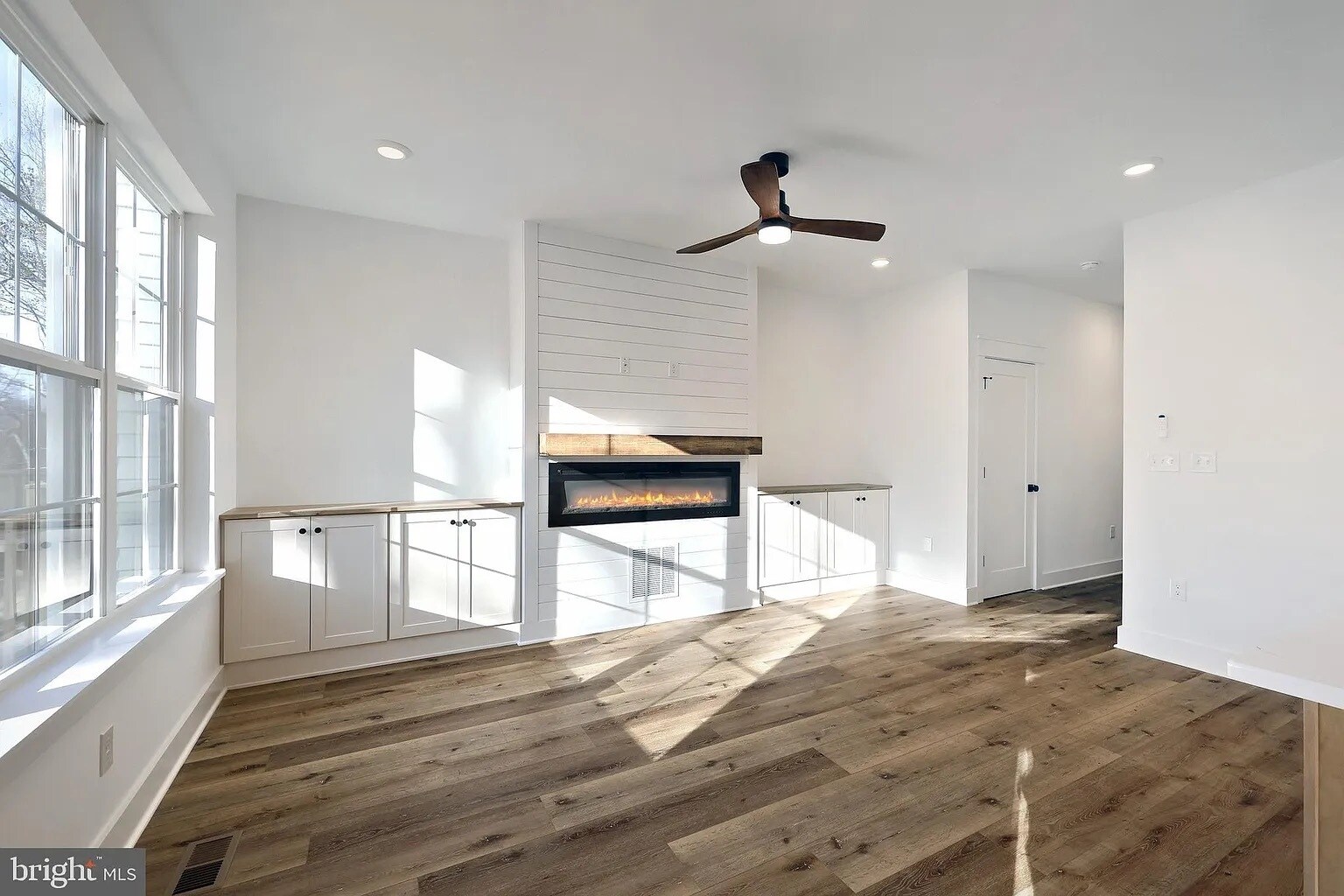 Building Photo - 1022 Trinity Rd