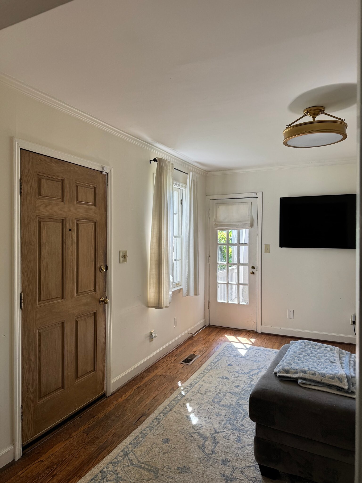 Building Photo - 2944 Primrose Cir