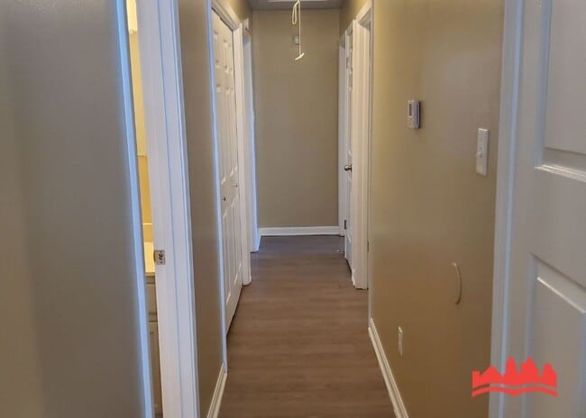 Building Photo - 3902 Ross Rd