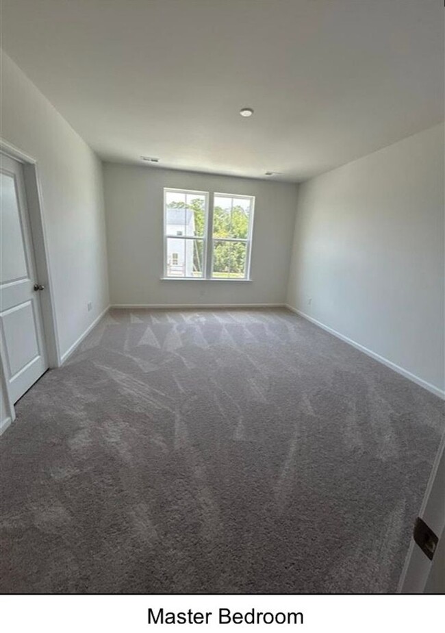 Building Photo - *Special offer $250 off first months rent!...